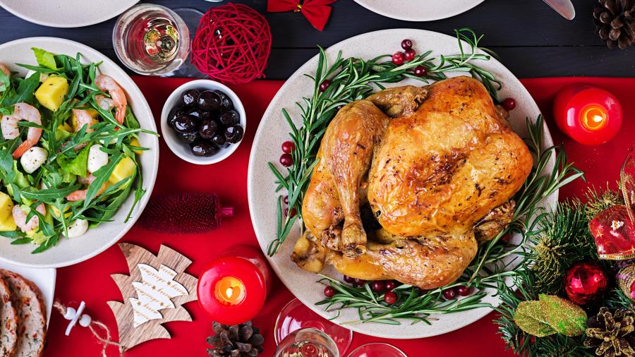 10 Christmas Food Traditions from Around the World